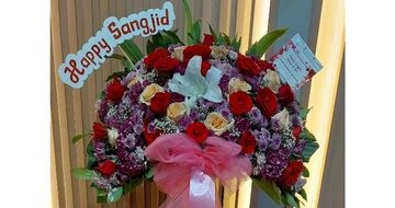 Karangan bunga sangjit gaya modern minimalis